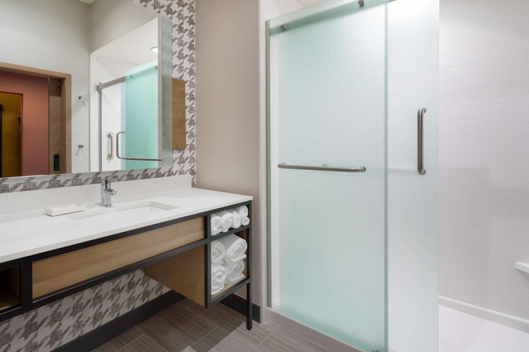 Hilton Garden Inn Hays, Ks Kültér fotó