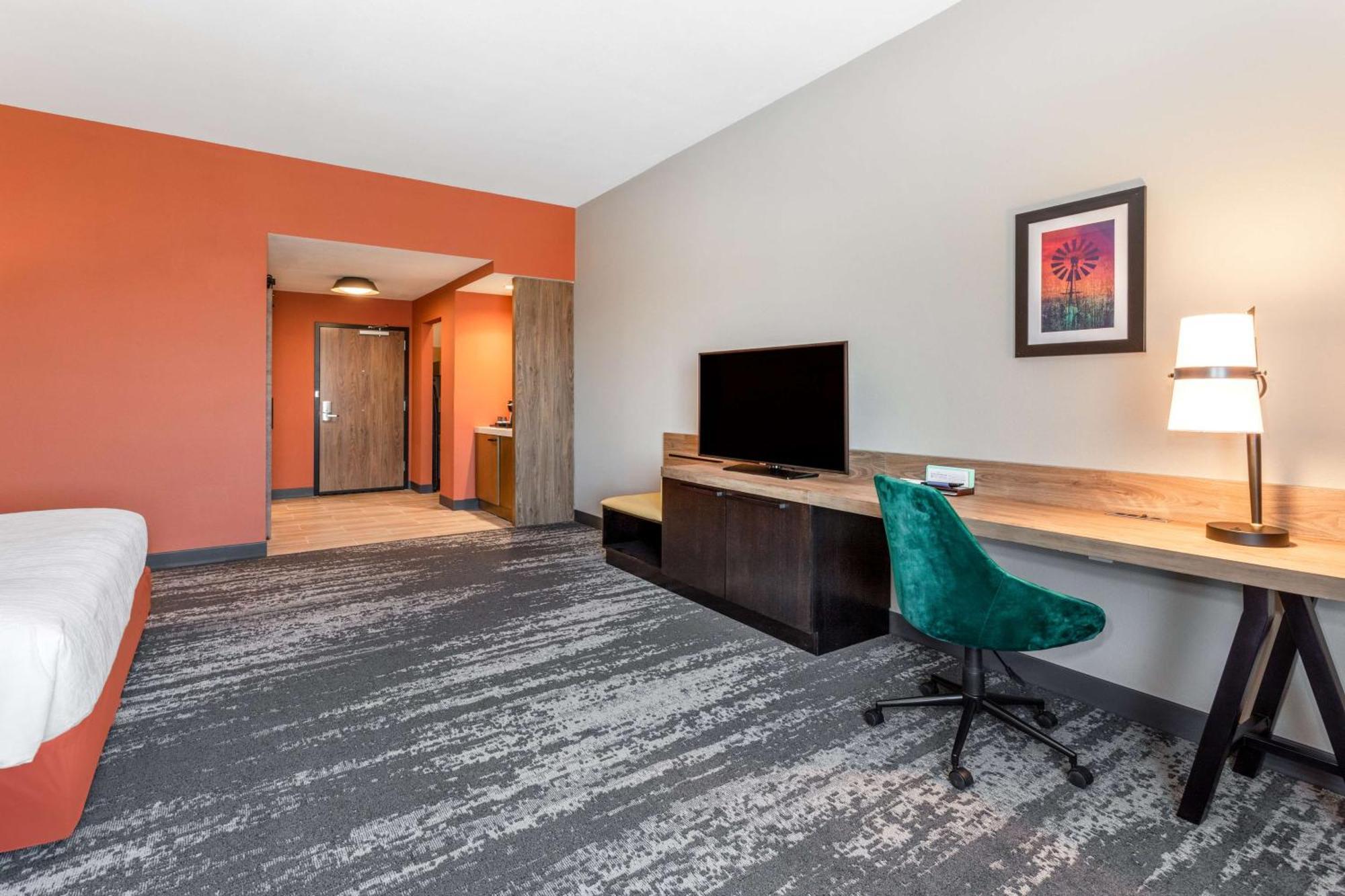 Hilton Garden Inn Hays, Ks Kültér fotó